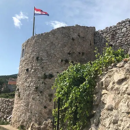 Complete House With Sea View In The Center On Island Krk * Vrbnik (Primorje-Gorski Kotar)