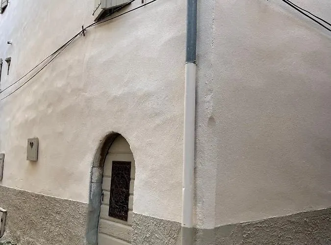 Complete House With Sea View In The Center On Island Krk *